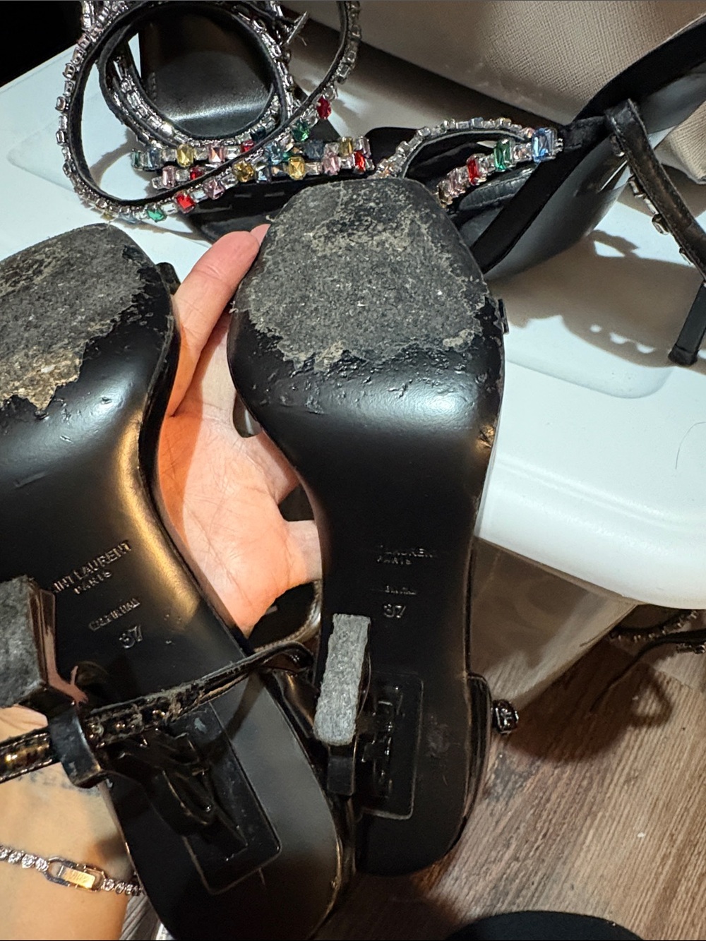 Saint Laurent Black Patent YSL Logo Heel Sandals - Picture 2 of 2